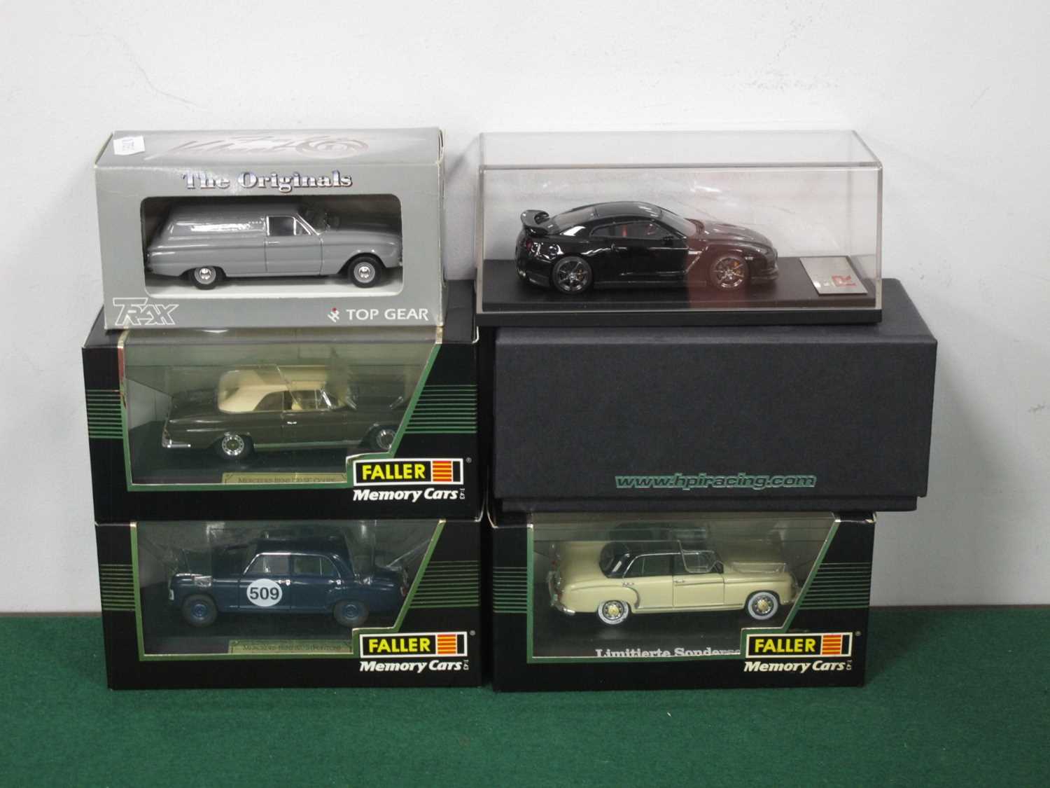 Lot 569 - Five 1:43rd Scale Diecast Model Vehicles to...