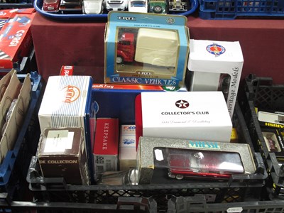 Lot 578 - A varied collection of diecast model vehicles...