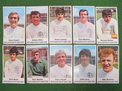 Lot 679 - Leeds United Autographs - Bremner, Hunter,...