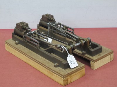 Lot 323 - A Horizontal Twin Cylinder Steam Engine,...