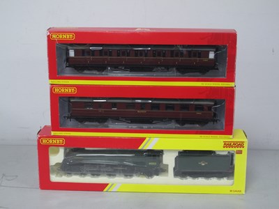 Lot 523 - A Hornby (China) Ref No. R2784X OO Gauge/4mm...