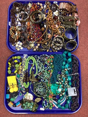 Lot 91 - A Mixed Lot of Assorted Costume Jewellery,...
