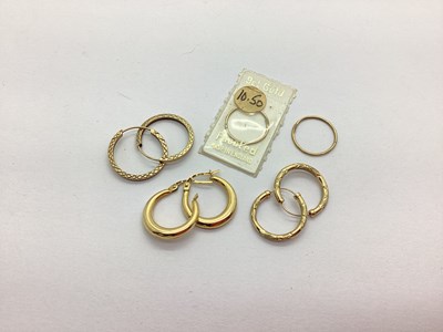 Lot 207 - Dainty Hoop Earrings, sleeper style etc.