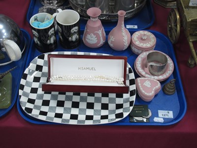 Lot 1271 - Wedgwood Pink Jasperware Pottery Trinkets (x...