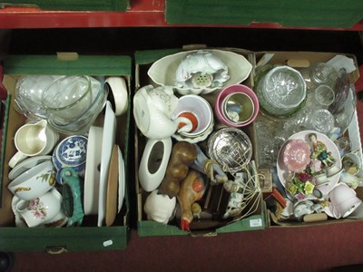 Lot 1036 - China, glassware, pyrex and other kitchenware,...