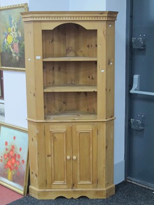 Lot 1473 - A Pine Floor Standing Corner Cupboard, the top...