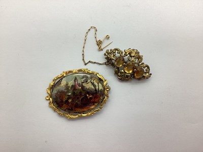 Lot 191 - A Victorian Three Stone Brooch, oval collet...