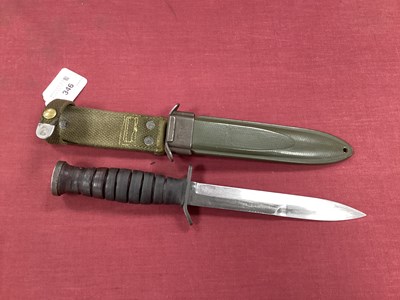 Lot 346 - WWII American M3 Trench Knife, marked with 'US...