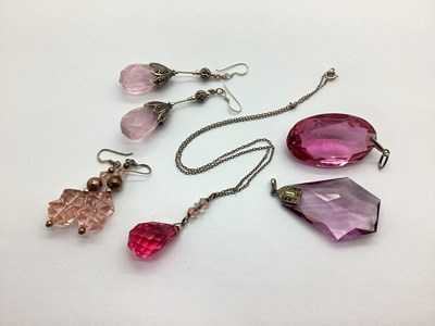 Lot 146 - A Small Collection of Faceted Glass Jewellery,...