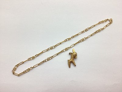 Lot 243 - A 9ct Gold Fancy Link Chain, (7grams);...