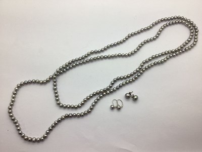 Lot 138 - Flapper Length Freshwater Pearl Bead Necklace,...