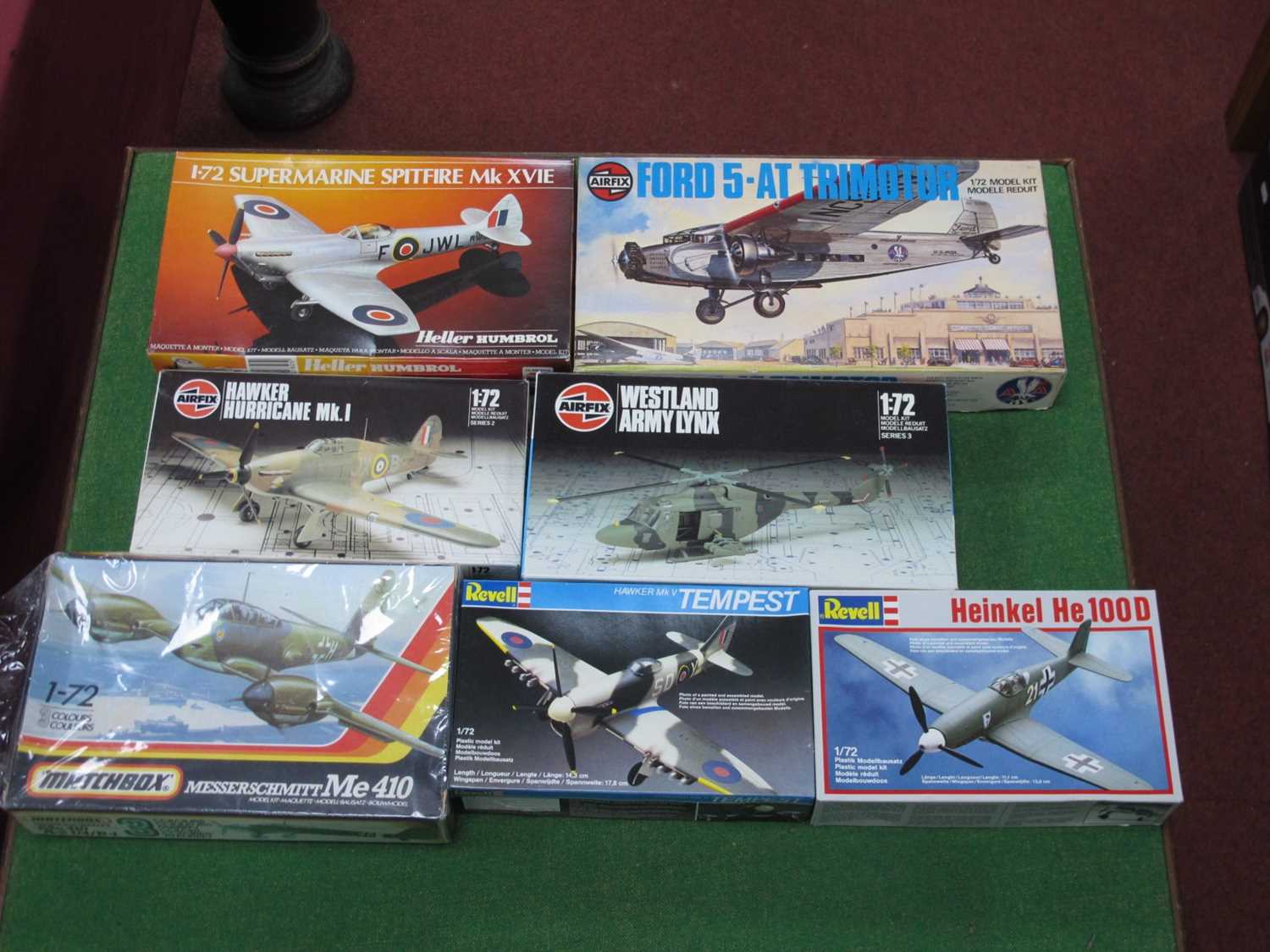 Lot 711 - Seven 1:72nd scale plastic model military