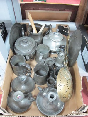 Lot 1454 - Pewter Tankards, plates, chambersticks, and...