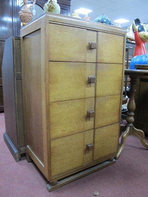 Lot 1558 - 1920's Oak Chest of Drawers, top with a rail,...