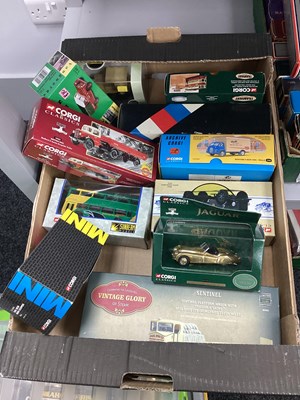 Lot 70 - Diecast various boxed commercial vehicles...