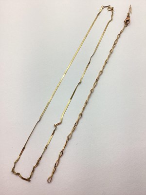 Lot 209 - A 9ct Gold Twist Link Bracelet, (broken /...