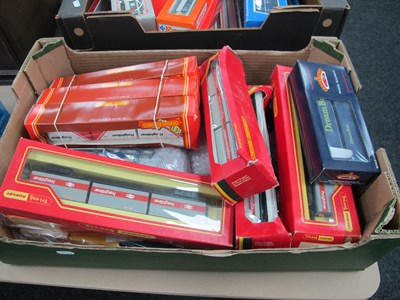 Lot 186 - A quantity of Hornby, Bachmann "OO" Gauge...