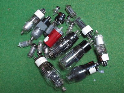 Lot 456 - Valves, nineteen untested valves to include...