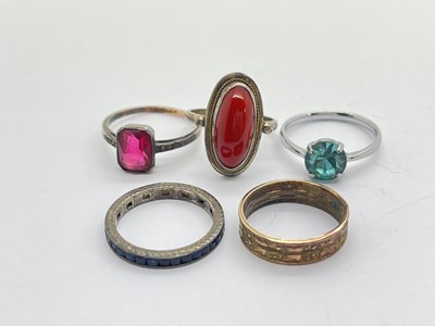 Lot 222 - A Vintage Single Stone Dress Ring, stamped...