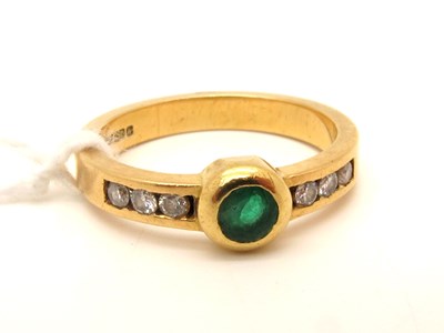 Lot 197 - An 18ct Gold Emerald and Diamond Ring,...