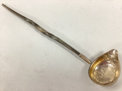 Lot 118 - A Georgian Hallmarked Silver Toddy Ladle, HB,...