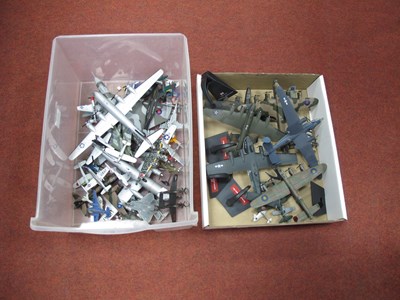 Lot 392 - A Collection of Diecast and Plastic Model...