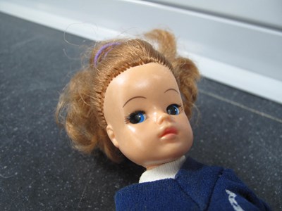 Lot 301 - Assortment of Sindy and Similar dolls and...