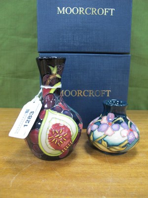 Lot 1283 - A Moorcroft Pottery 'Pomegranate' Pattern...