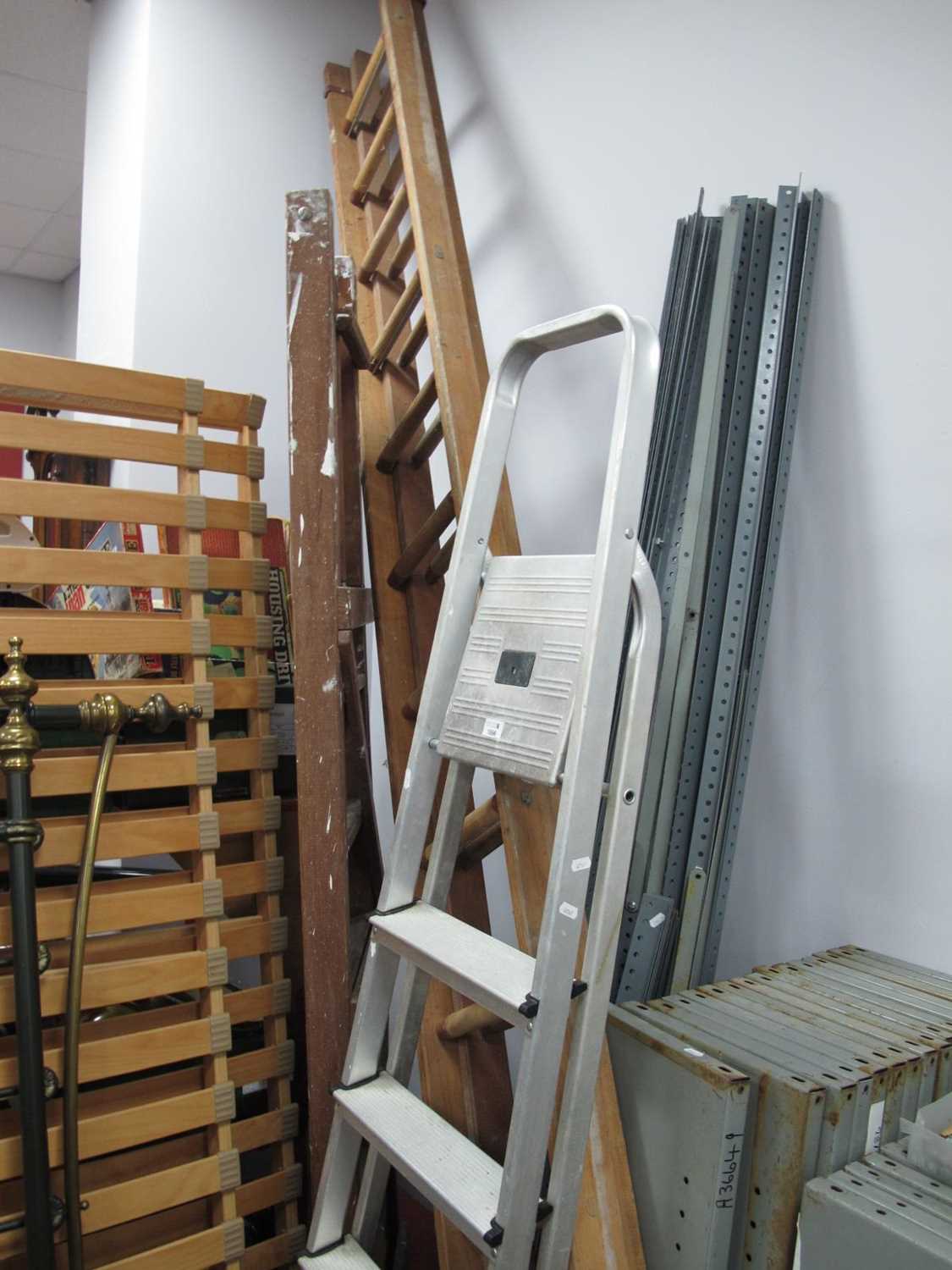 Lot 1556 - Wooden Extending Ladders and Folding Steps;