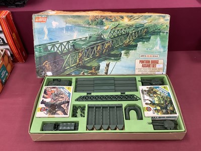 Lot 708 - Airfix #1765-598 HO-OO Scale Pontoon Bridge...