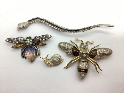 Lot 255 - A Small Collection of Ornate Inset Brooches,...