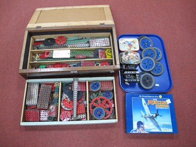 Lot 500 - Quantity of Post War Meccano, including...