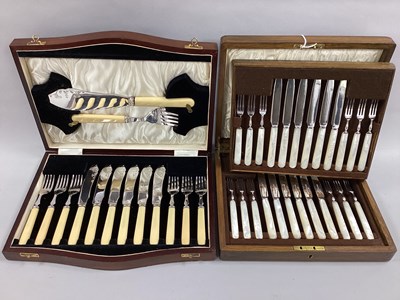 Lot 94 - A Set of Twelve Mappin & Webb Mother of Pearl...