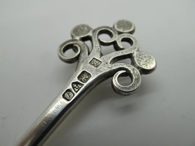 Lot 71 - Hugh Wallis; An Arts & Crafts Style Hallmarked...