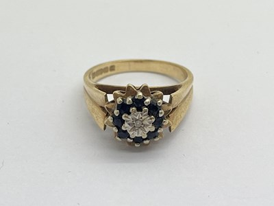 Lot 320 - A 9ct Gold Vintage Brutalist Style Ring, the...