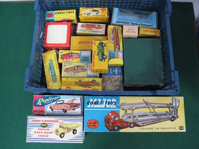 Lot 535 - A Quantity of Diecast Model Vehicles EMPTY...