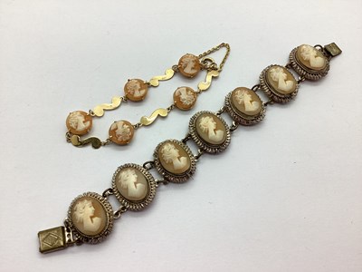 Lot 274 - A 9ct Gold Shell Carved Cameo Bracelet,...