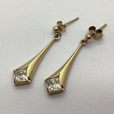 Lot 209 - A Pair of 9ct Gold Drop Earrings, of fluted...