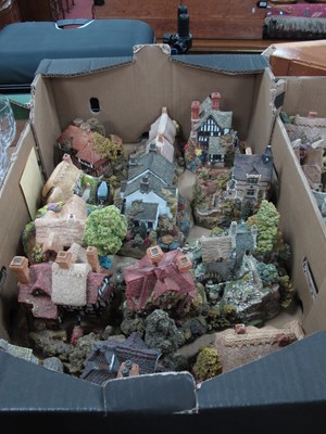 Lot 1064 - Lilliput Lane Model Buildings, to include...