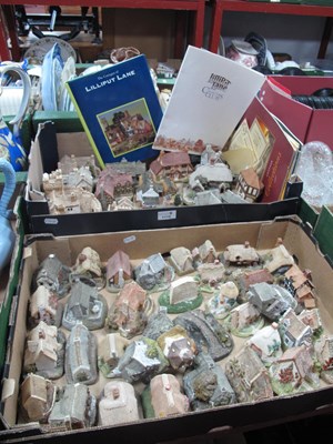 Lot 1115 - Lilliput Lane Model Buildings, to include...