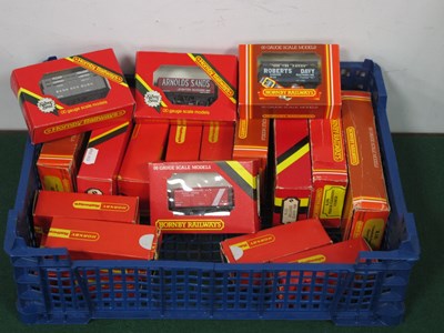 Lot 557 - Eighteen Hornby 'OO' Gauge/4mm Boxed Items of...