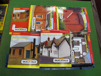 Lot 603 - Six Hornby Skaledale 'OO' Gauge/4mm Boxed...