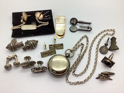 Lot 151 - A Small Selection of Gent's Cufflinks,...