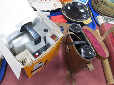 Lot 1389 - Tonelle 8 x 40 binoculars in leather case,...