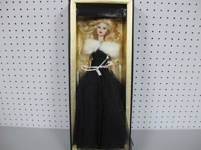 Lot 339 - A Boxed 2013 Integrity Toys Fashion Royalty...