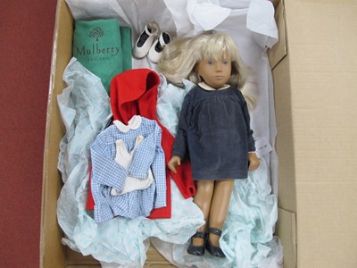 Lot 329 - A 1970's Sasha Doll, with blond hair, blue...