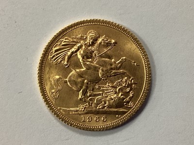 Lot 553 - 1966 Elizabeth II Gold Sovereign.