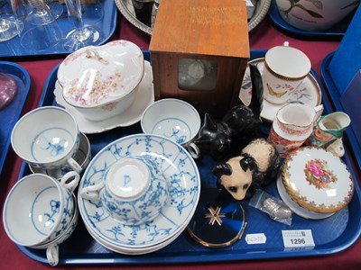 Lot 1296 - XIX Century Continental Blue & White Tea Cups...