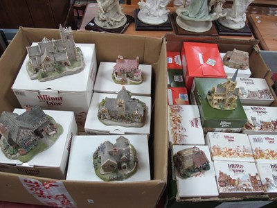 Lot 1067 - Lilliput Lane Boxed Models, including Junk &...