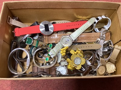 Lot 50 - A Collection of Modern Wristwatches, to...